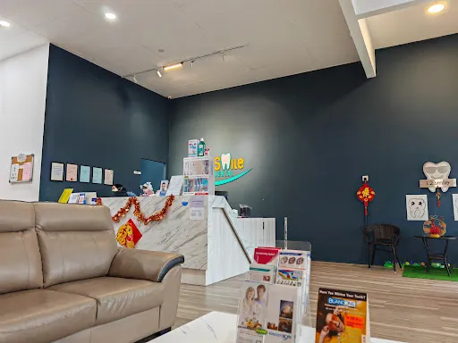 1.2.SMILE DENTAL CLINIC JB photo 4