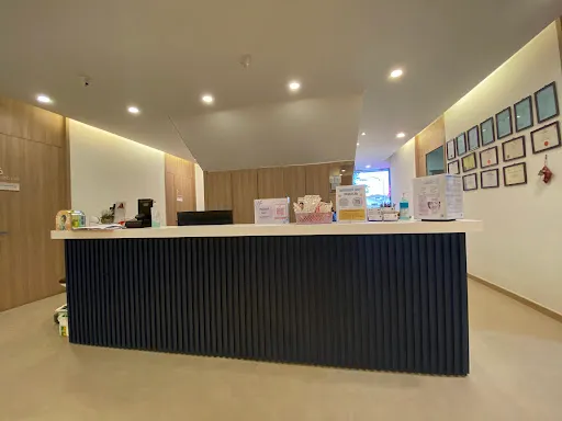 T Dental Clinic JB photo 4