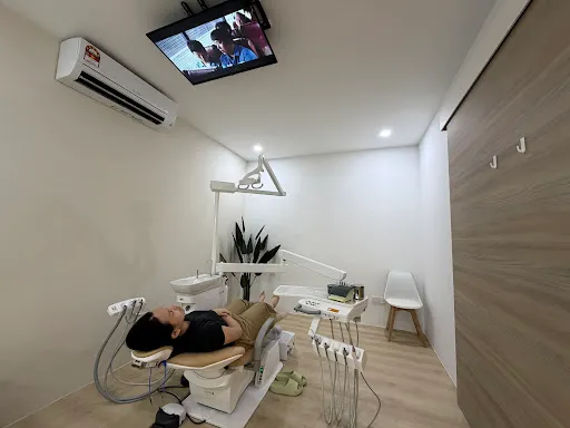 Ten Dental Clinic JB photo 4